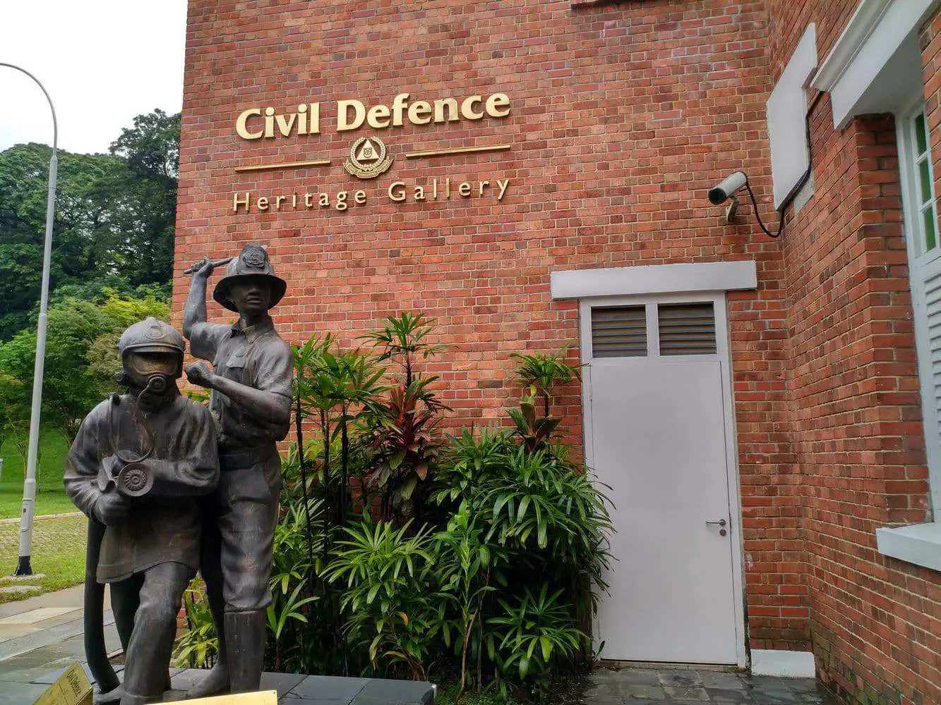 https://mdw-travel-data-us-east-1.s3.amazonaws.com/img/country/Singapore/Civil-Defence-Heritage-Gallery/img_03.jpg