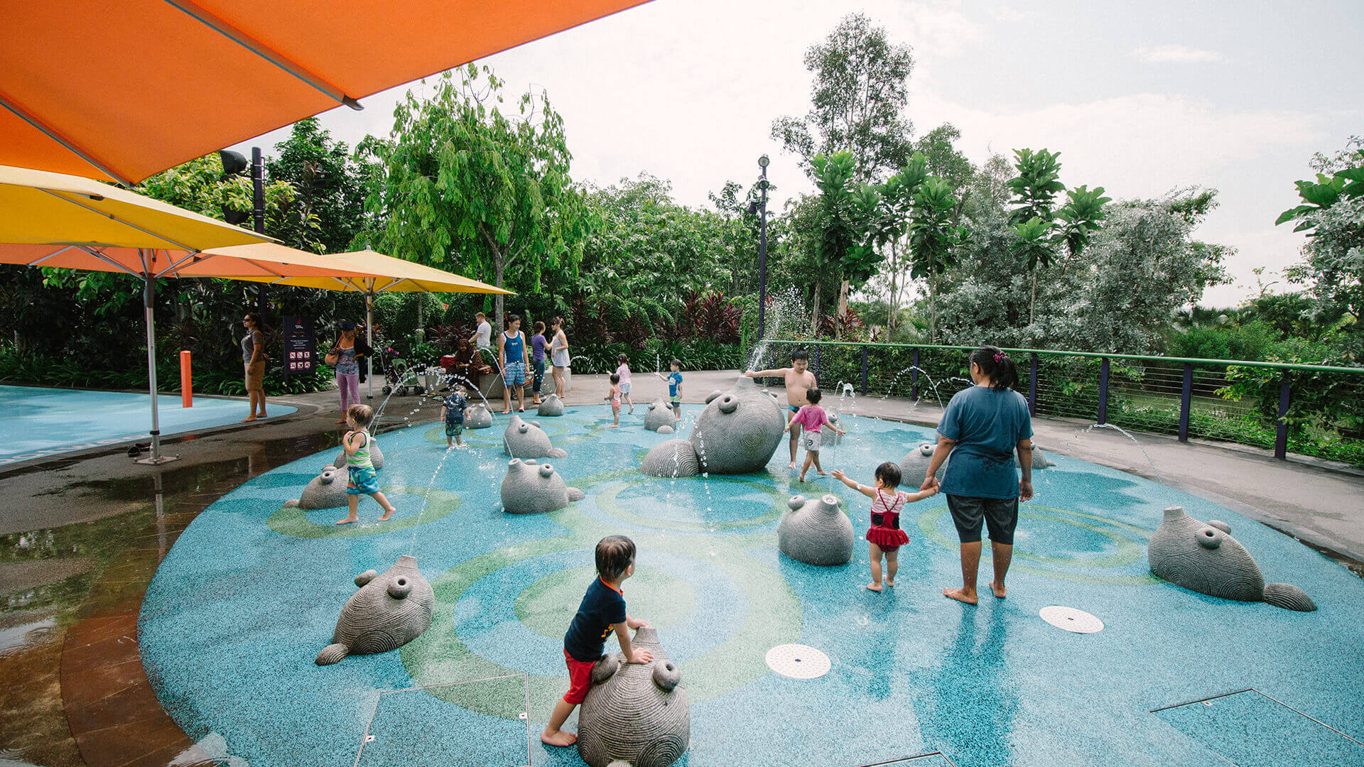 https://mdw-travel-data-us-east-1.s3.amazonaws.com/img/country/Singapore/Far-East-Organization-Childrens-Garden/img_00.jpg