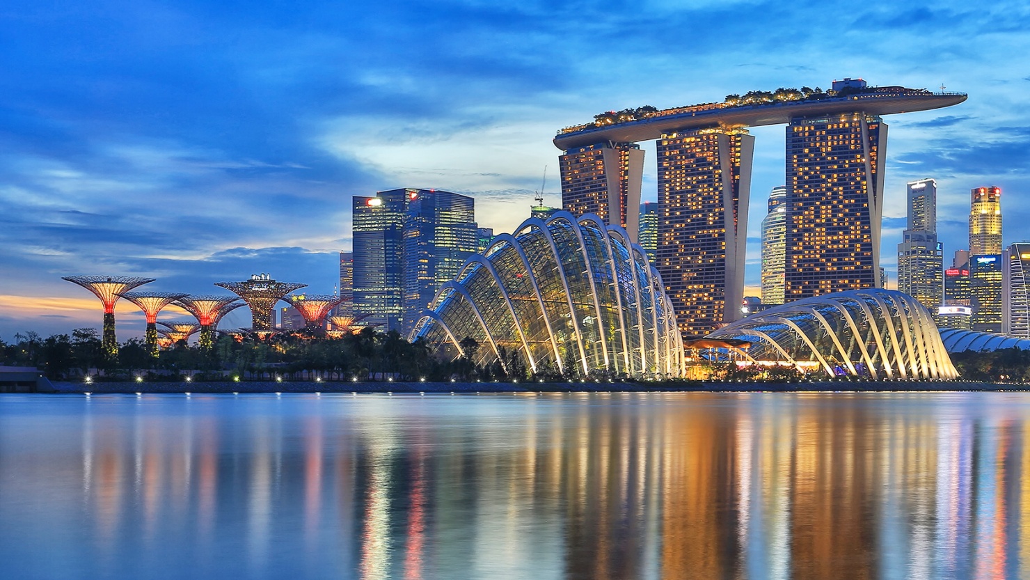 https://mdw-travel-data-us-east-1.s3.amazonaws.com/img/country/Singapore/Gardens-by-the-Bay/img_01.jpg