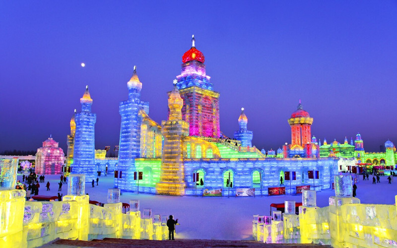 https://mdw-travel-data-us-east-1.s3.amazonaws.com/img/country/Singapore/Harbin-Ice-Wonderland/img_03.jpg