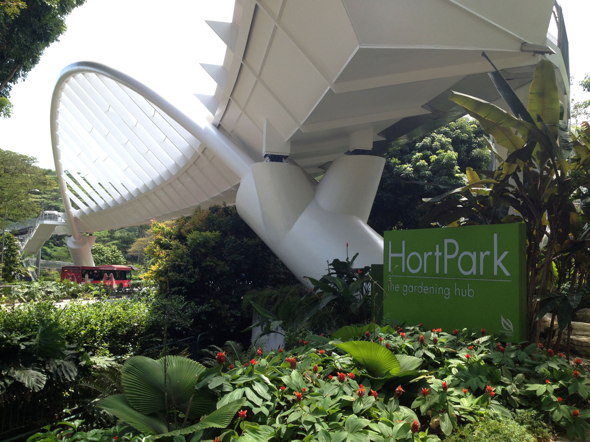 https://mdw-travel-data-us-east-1.s3.amazonaws.com/img/country/Singapore/HortPark/img_03.jpg