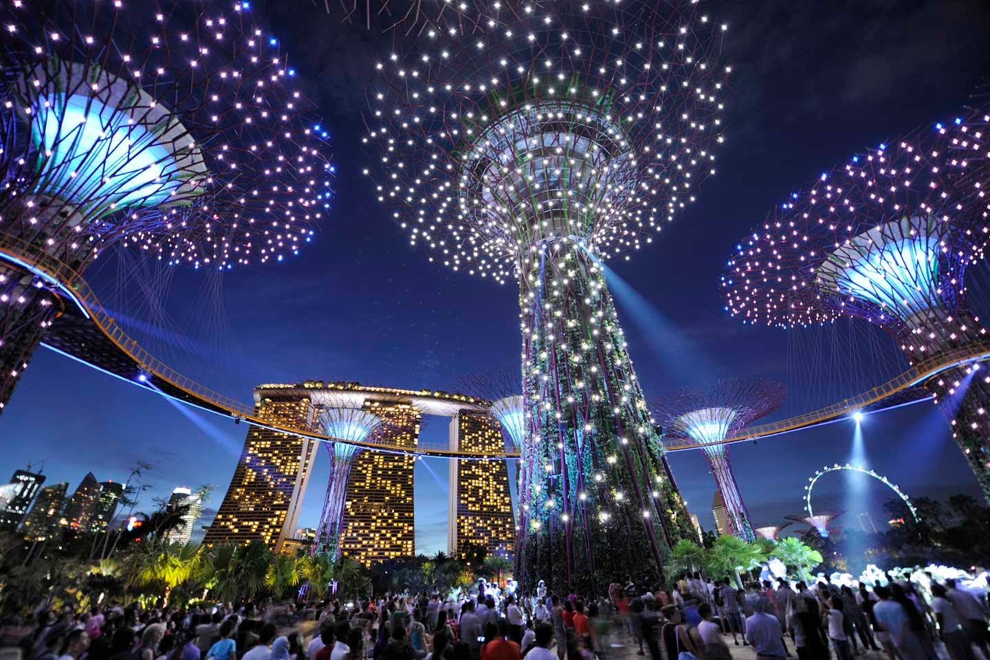 https://mdw-travel-data-us-east-1.s3.amazonaws.com/img/country/Singapore/IMM/img_01.jpg