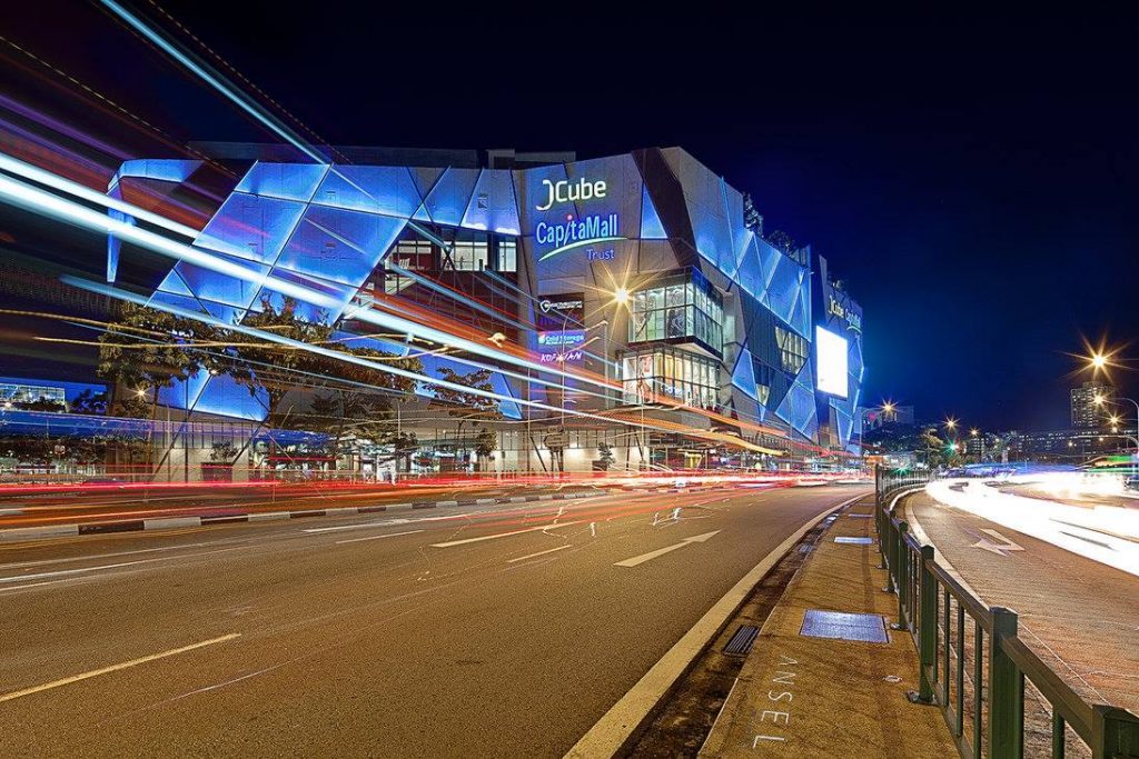 https://mdw-travel-data-us-east-1.s3.amazonaws.com/img/country/Singapore/JCube/img_01.jpg