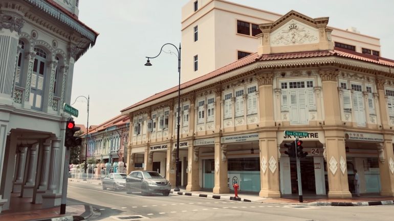 https://mdw-travel-data-us-east-1.s3.amazonaws.com/img/country/Singapore/Joo-Chiat/Katong/img_01.jpg