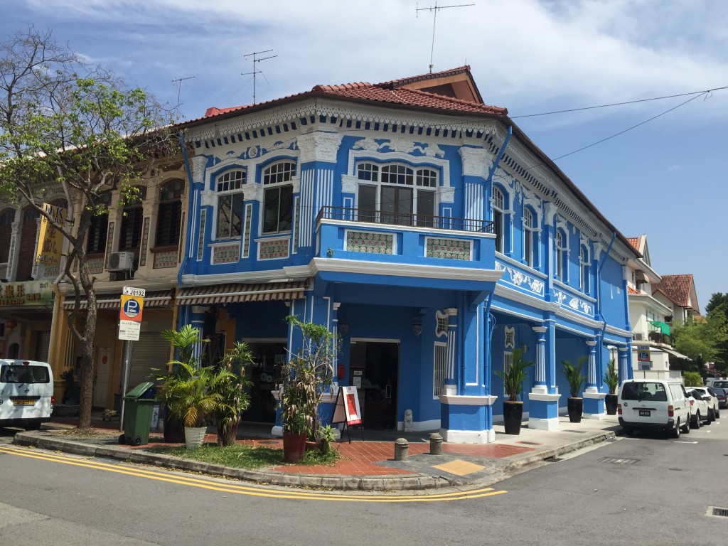 https://mdw-travel-data-us-east-1.s3.amazonaws.com/img/country/Singapore/Joo-Chiat/Katong/img_02.jpg