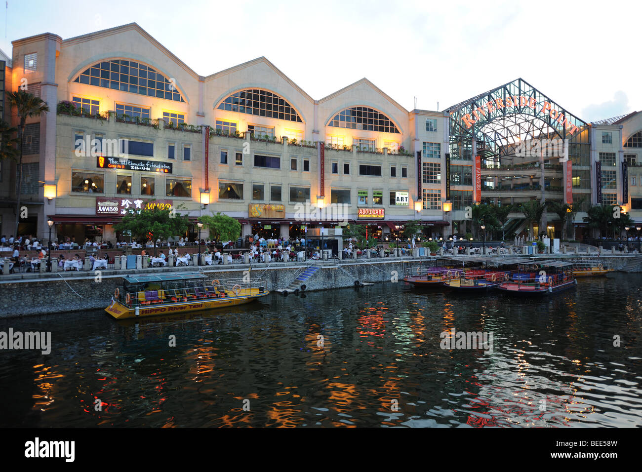 https://mdw-travel-data-us-east-1.s3.amazonaws.com/img/country/Singapore/Jumbo-Seafood-Riverside/img_03.jpg