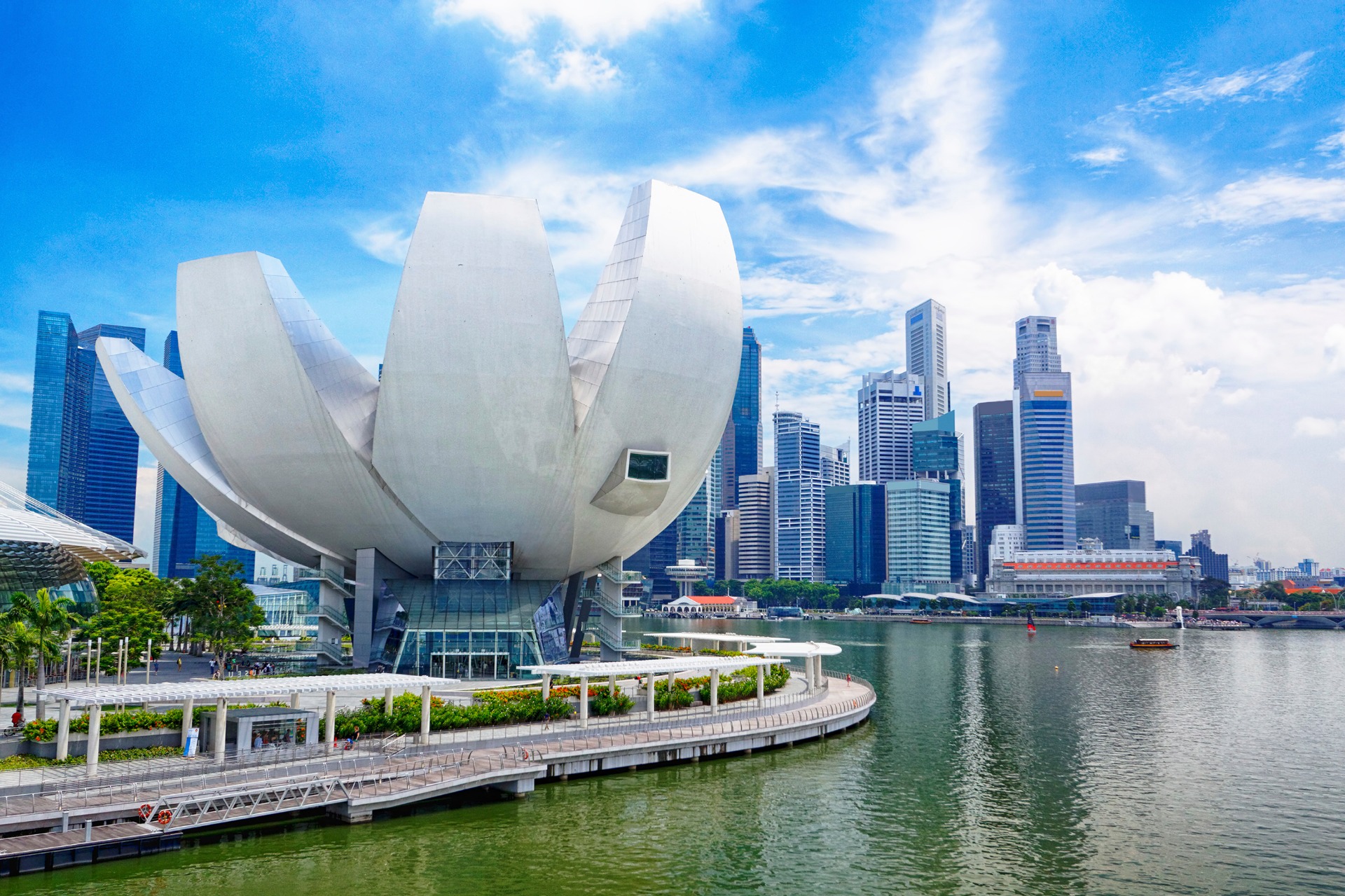 https://mdw-travel-data-us-east-1.s3.amazonaws.com/img/country/Singapore/Jurong-Bird-Park/img_04.jpg