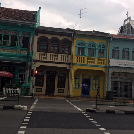 https://mdw-travel-data-us-east-1.s3.amazonaws.com/img/country/Singapore/Katong-Antique-House/img_02.jpg