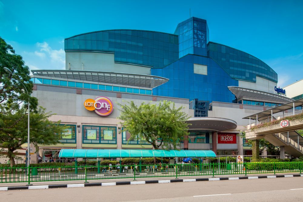 https://mdw-travel-data-us-east-1.s3.amazonaws.com/img/country/Singapore/Lot-1-Shoppers-Mall/img_01.jpg