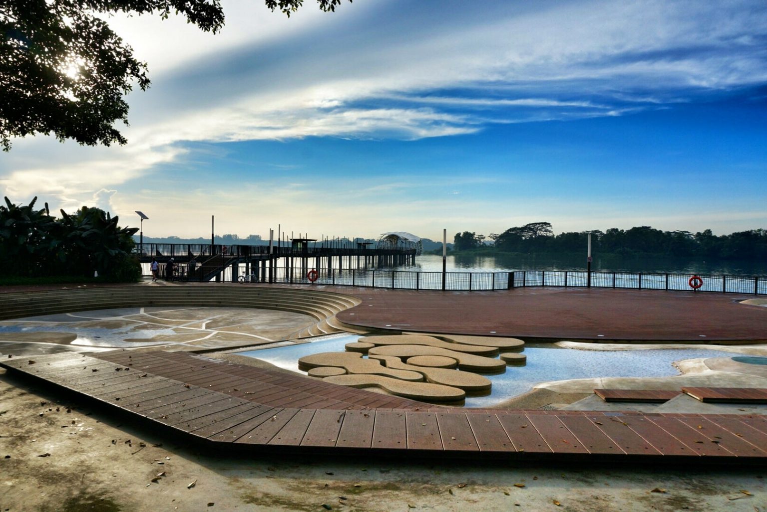 https://mdw-travel-data-us-east-1.s3.amazonaws.com/img/country/Singapore/Lower-Seletar-Reservoir-Park/img_03.jpg
