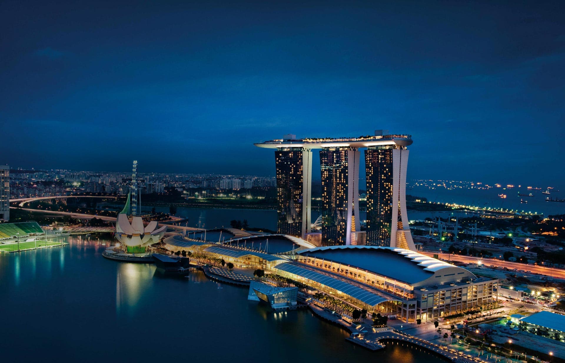 https://mdw-travel-data-us-east-1.s3.amazonaws.com/img/country/Singapore/Marina-Bay-Sands-Convention-Centre/img_01.jpg