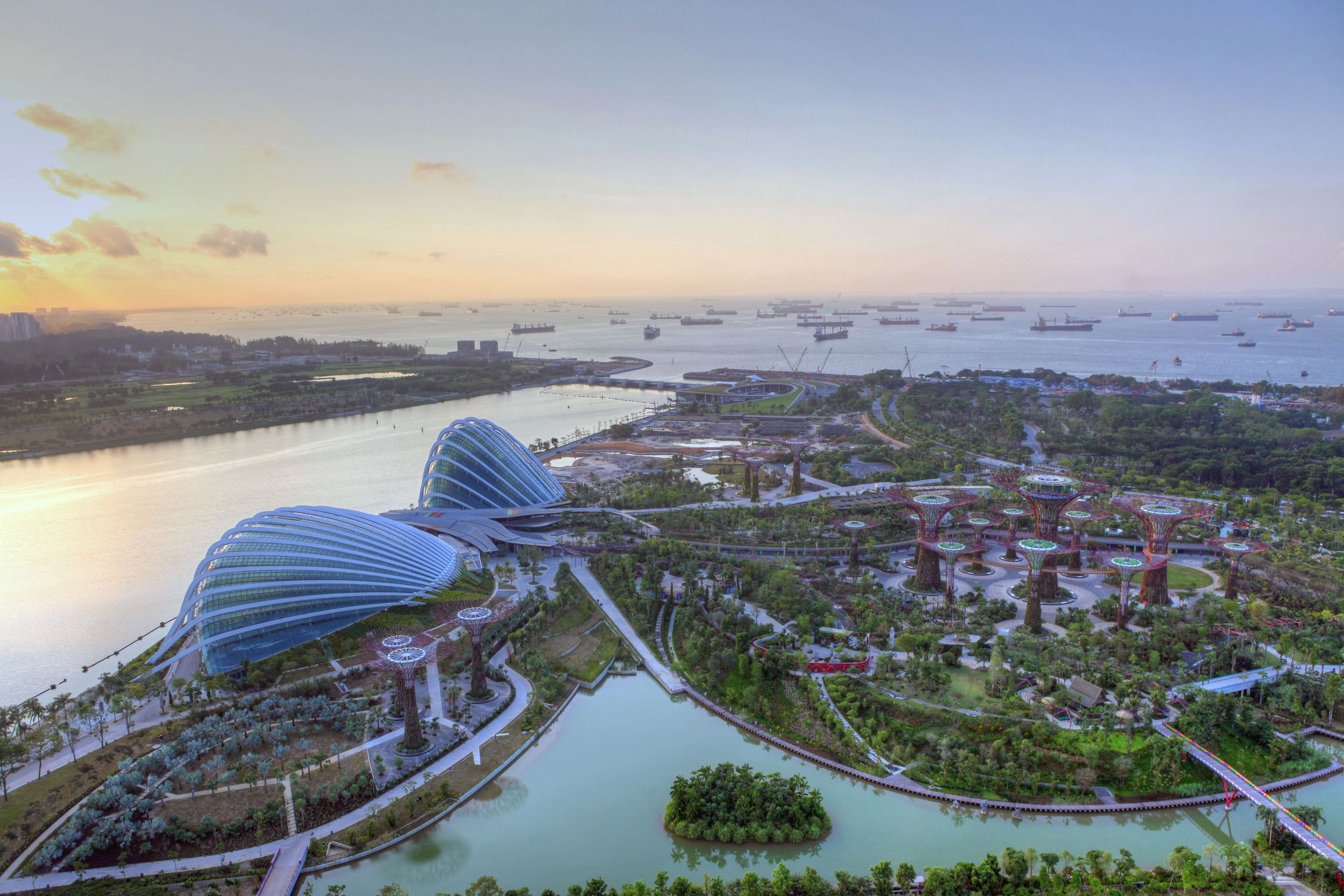 https://mdw-travel-data-us-east-1.s3.amazonaws.com/img/country/Singapore/Marina-City-Park/img_02.jpg