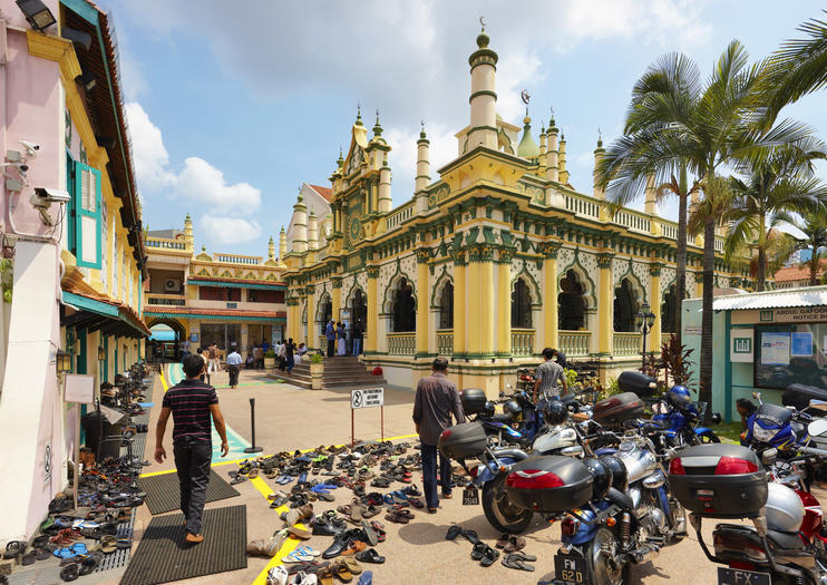 https://mdw-travel-data-us-east-1.s3.amazonaws.com/img/country/Singapore/Masjid-Abdul-Gafoor/img_01.jpg