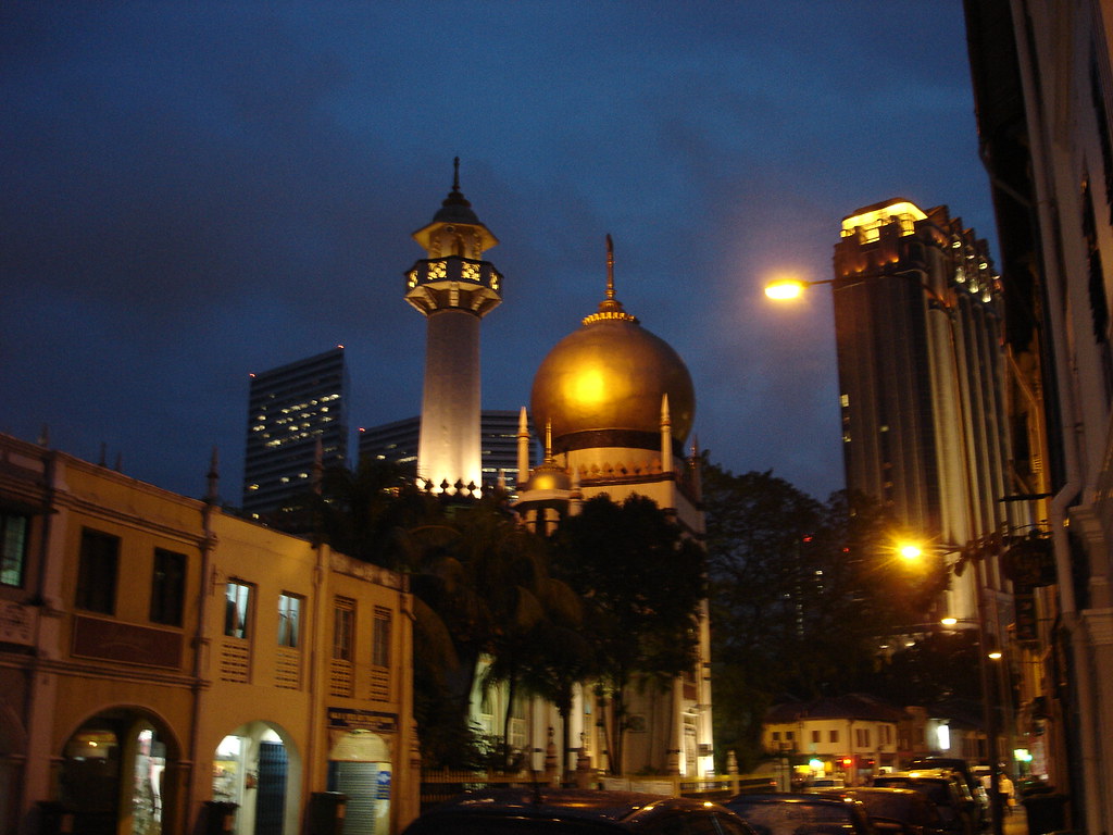 https://mdw-travel-data-us-east-1.s3.amazonaws.com/img/country/Singapore/Masjid-Malabar/img_01.jpg
