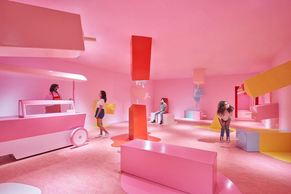 https://mdw-travel-data-us-east-1.s3.amazonaws.com/img/country/Singapore/Museum-of-Ice-Cream/img_01.jpg