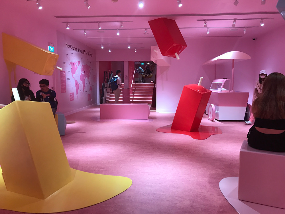 https://mdw-travel-data-us-east-1.s3.amazonaws.com/img/country/Singapore/Museum-of-Ice-Cream/img_02.jpg
