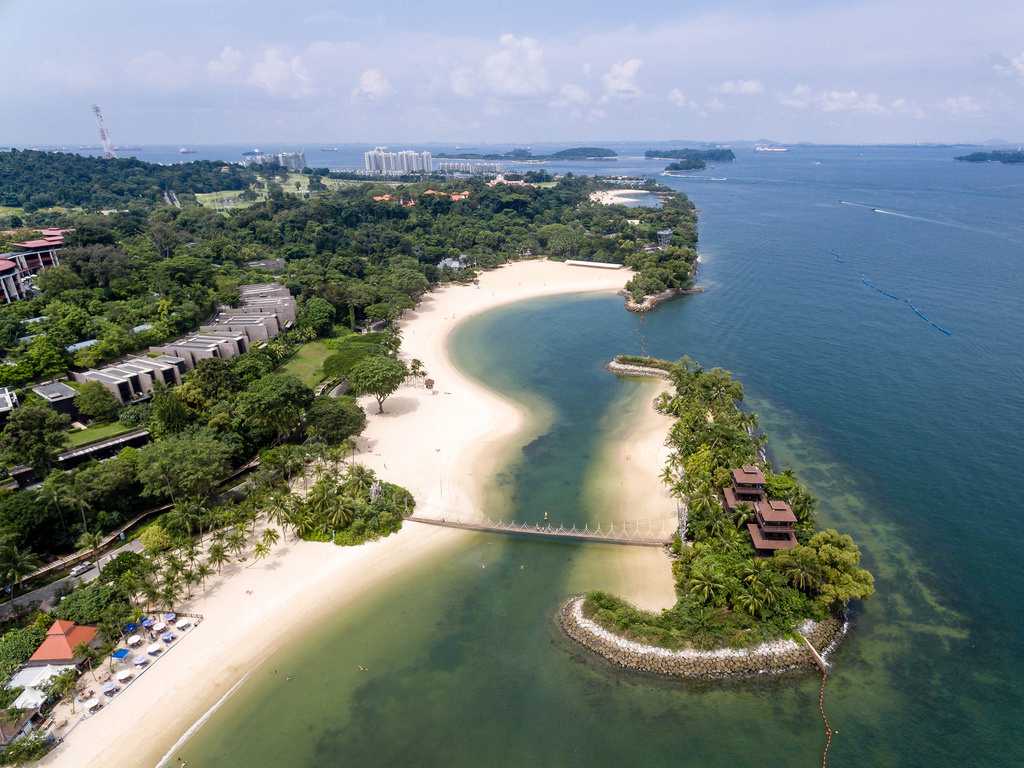 https://mdw-travel-data-us-east-1.s3.amazonaws.com/img/country/Singapore/Palawan-Beach/img_00.jpg