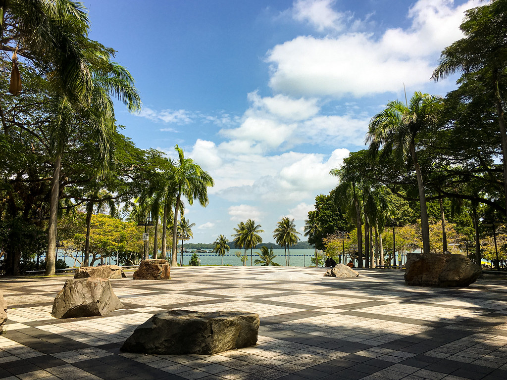 https://mdw-travel-data-us-east-1.s3.amazonaws.com/img/country/Singapore/Pasir-Ris-Park/img_05.jpg
