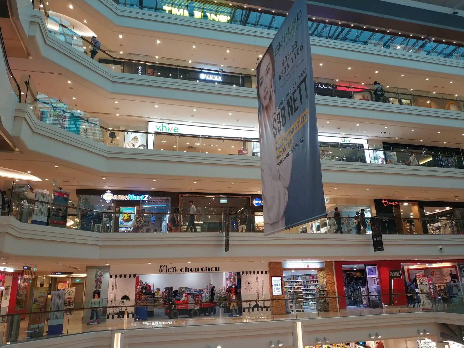 https://mdw-travel-data-us-east-1.s3.amazonaws.com/img/country/Singapore/Plaza-Singapura/img_00.jpg