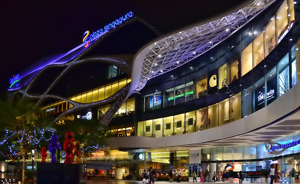 https://mdw-travel-data-us-east-1.s3.amazonaws.com/img/country/Singapore/Plaza-Singapura/img_03.jpg