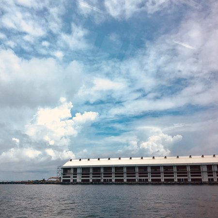 https://mdw-travel-data-us-east-1.s3.amazonaws.com/img/country/Singapore/Pulau-Semakau/img_04.jpg