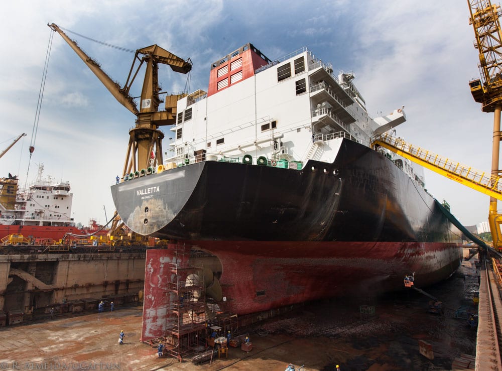 https://mdw-travel-data-us-east-1.s3.amazonaws.com/img/country/Singapore/Sembawang-Shipyard/img_00.jpg