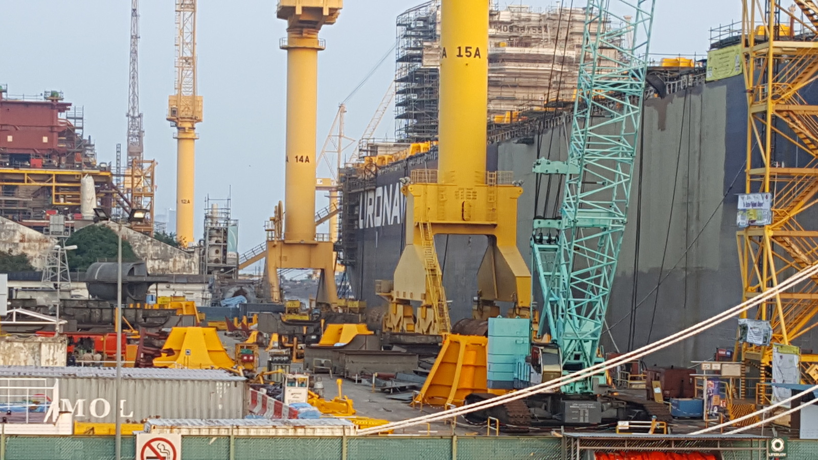 https://mdw-travel-data-us-east-1.s3.amazonaws.com/img/country/Singapore/Sembawang-Shipyard/img_01.jpg