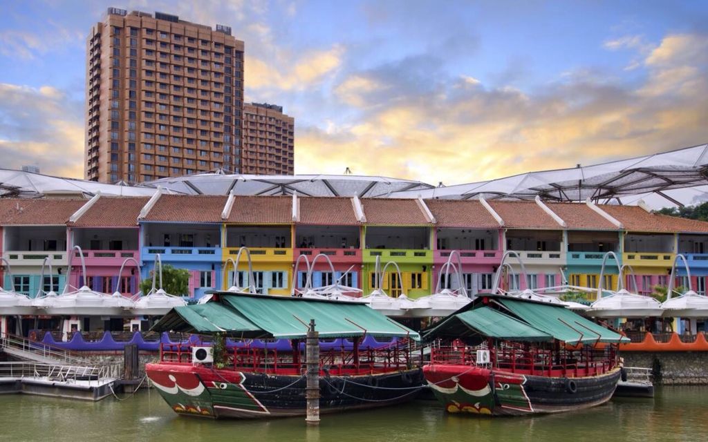 https://mdw-travel-data-us-east-1.s3.amazonaws.com/img/country/Singapore/Spirit-of-Singapore-Boat-Ride/img_02.jpg