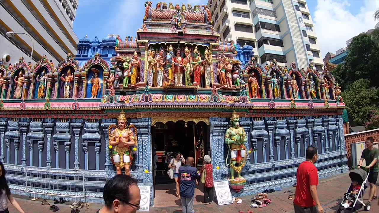 https://mdw-travel-data-us-east-1.s3.amazonaws.com/img/country/Singapore/Sri-Krishnan-Temple/img_00.jpg