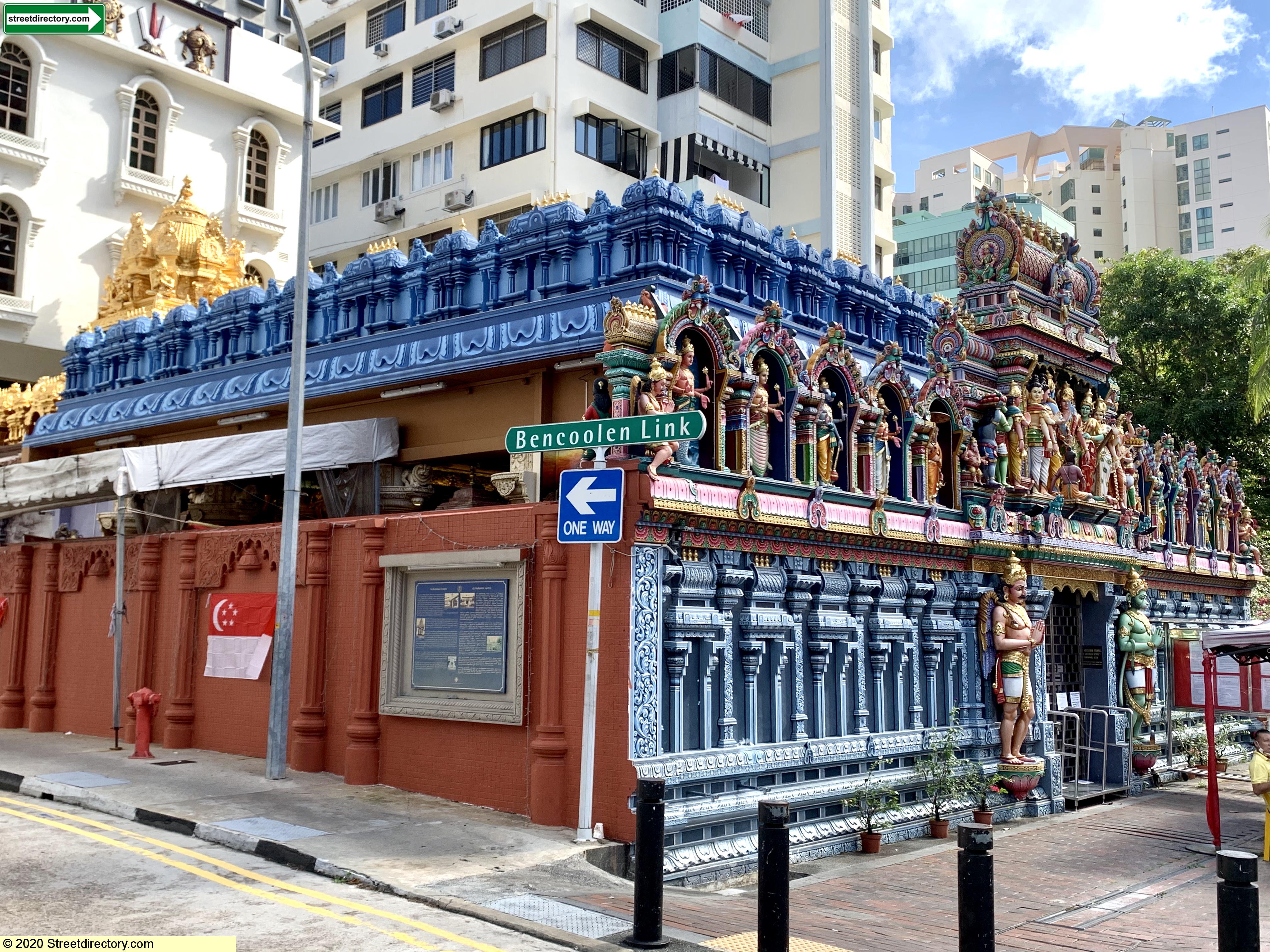 https://mdw-travel-data-us-east-1.s3.amazonaws.com/img/country/Singapore/Sri-Krishnan-Temple/img_03.jpg