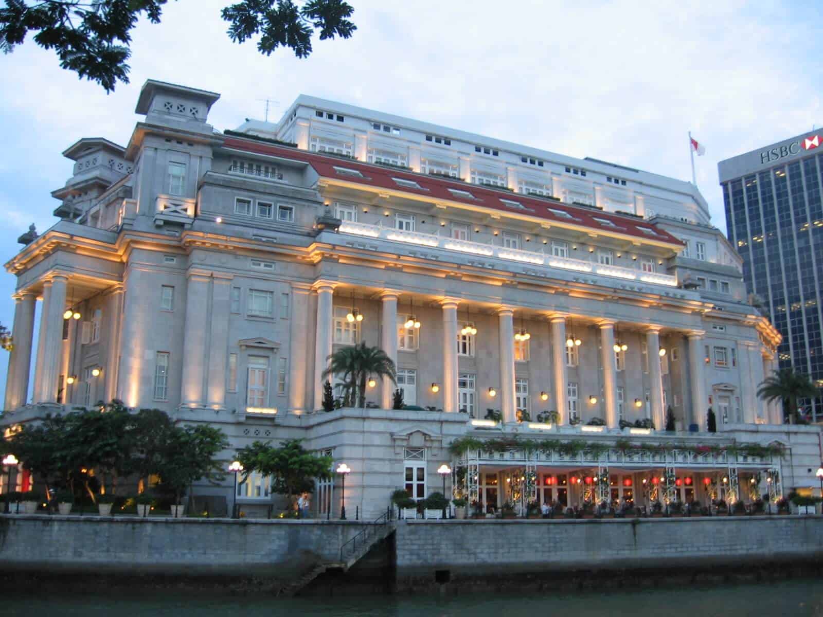 https://mdw-travel-data-us-east-1.s3.amazonaws.com/img/country/Singapore/The-Fullerton-Hotel-Singapore/img_02.jpg