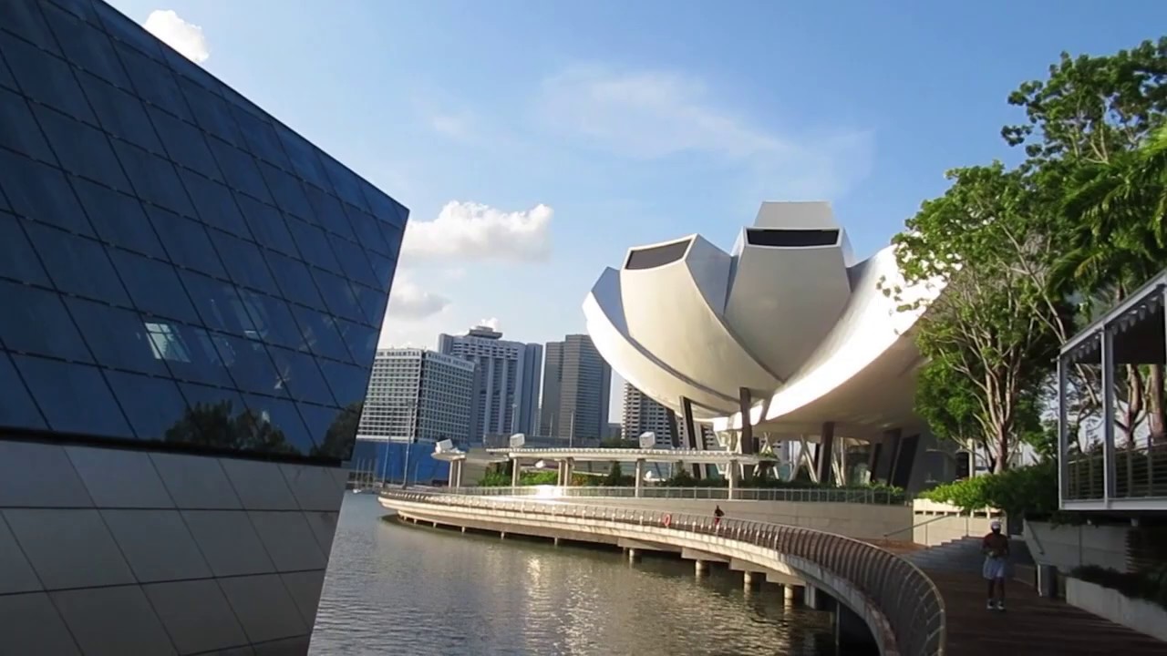 https://mdw-travel-data-us-east-1.s3.amazonaws.com/img/country/Singapore/The-Lawn-@-Marina-Bay/img_03.jpg