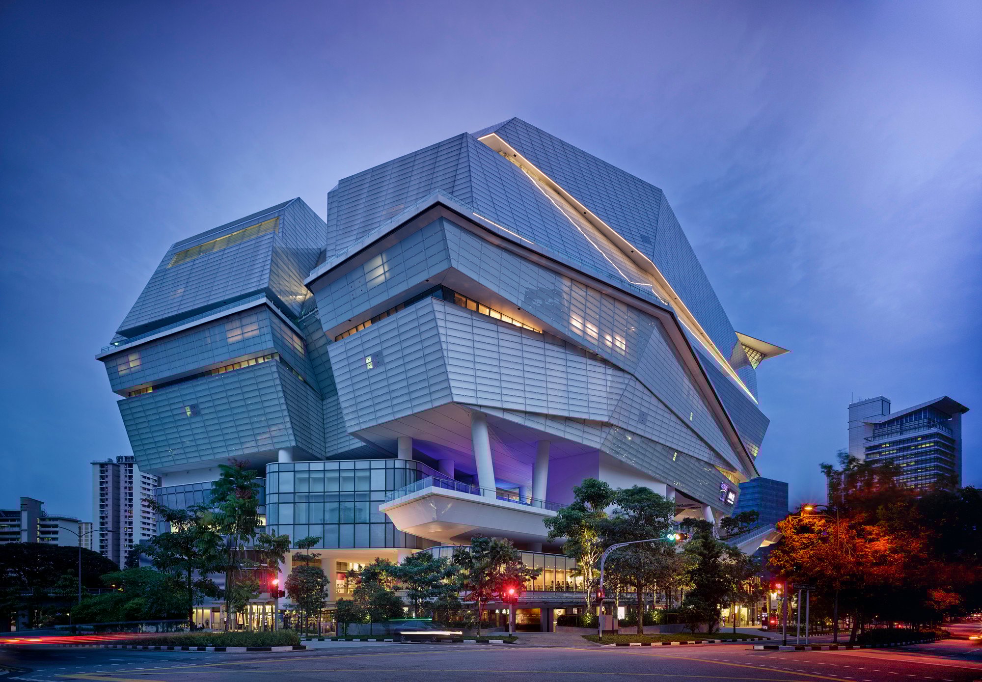 https://mdw-travel-data-us-east-1.s3.amazonaws.com/img/country/Singapore/The-Star-Vista/img_01.jpg