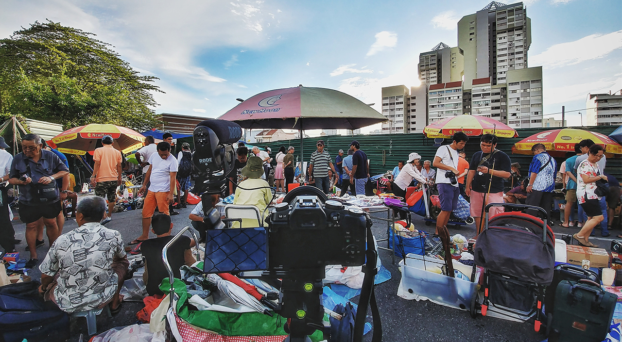 https://mdw-travel-data-us-east-1.s3.amazonaws.com/img/country/Singapore/Thieves-Market/img_01.jpg