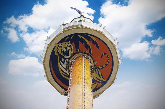 https://mdw-travel-data-us-east-1.s3.amazonaws.com/img/country/Singapore/Tiger-Sky-Tower/img_03.jpg