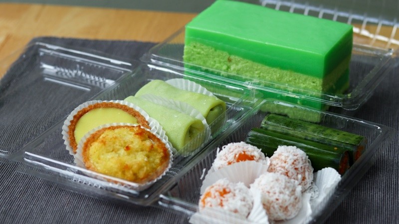 https://mdw-travel-data-us-east-1.s3.amazonaws.com/img/country/Singapore/Tiong-Bahru-Galicier-Pastry/img_03.jpg