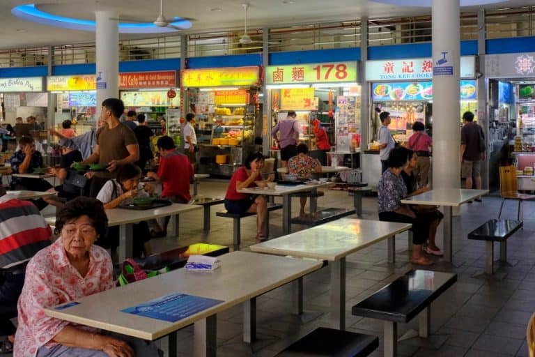 https://mdw-travel-data-us-east-1.s3.amazonaws.com/img/country/Singapore/Tiong-Bahru-Market/img_03.jpg