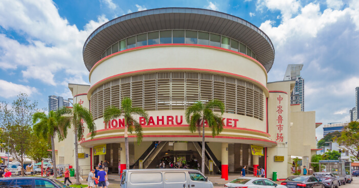 https://mdw-travel-data-us-east-1.s3.amazonaws.com/img/country/Singapore/Tiong-Bahru-Pau/img_01.jpg