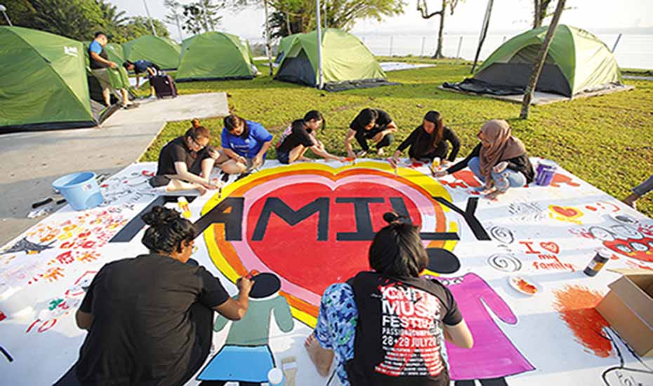 https://mdw-travel-data-us-east-1.s3.amazonaws.com/img/country/Singapore/Water-Venture--Sembawang-/img_01.jpg