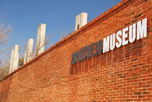 https://mdw-travel-data-us-east-1.s3.amazonaws.com/img/country/South-Africa/Apartheid-Museum/img_02.jpg