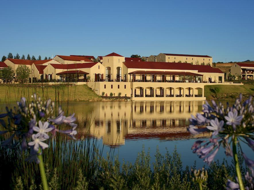https://mdw-travel-data-us-east-1.s3.amazonaws.com/img/country/South-Africa/Asara-Wine-Estate-and-Hotel/img_00.jpg