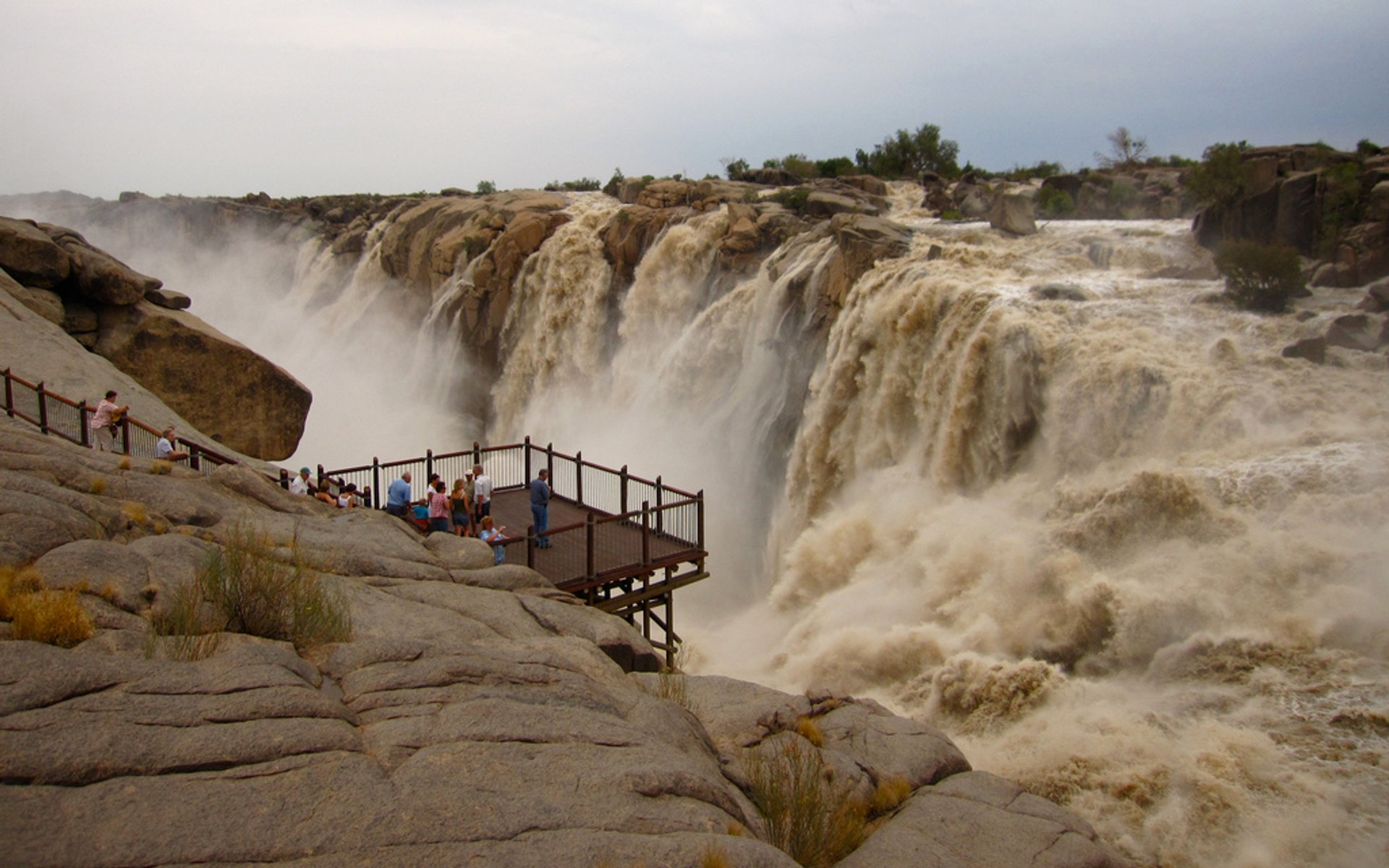 https://mdw-travel-data-us-east-1.s3.amazonaws.com/img/country/South-Africa/Augrabies-Falls/img_01.jpg