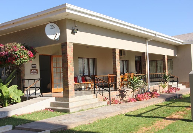https://mdw-travel-data-us-east-1.s3.amazonaws.com/img/country/South-Africa/Augrabies-Valle-Guesthouse/img_02.jpg