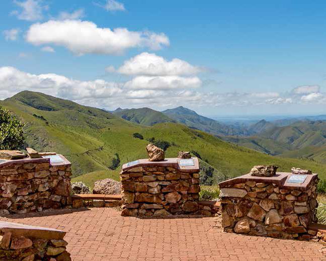 https://mdw-travel-data-us-east-1.s3.amazonaws.com/img/country/South-Africa/Barberton-Makhonjwa-Mountains/img_03.jpg
