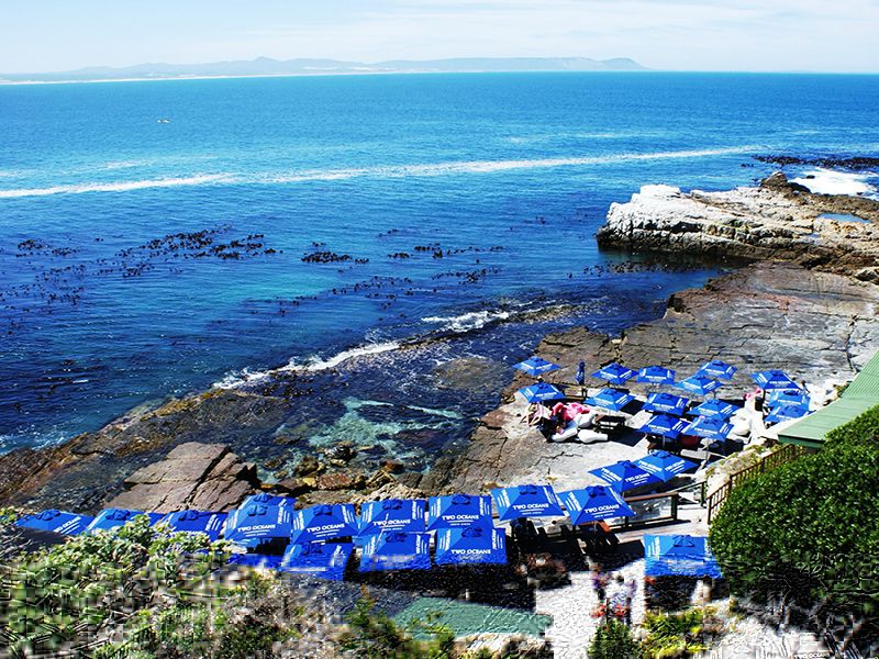 https://mdw-travel-data-us-east-1.s3.amazonaws.com/img/country/South-Africa/Bientangs-Cave-Seafood-Restaurant/img_03.jpg