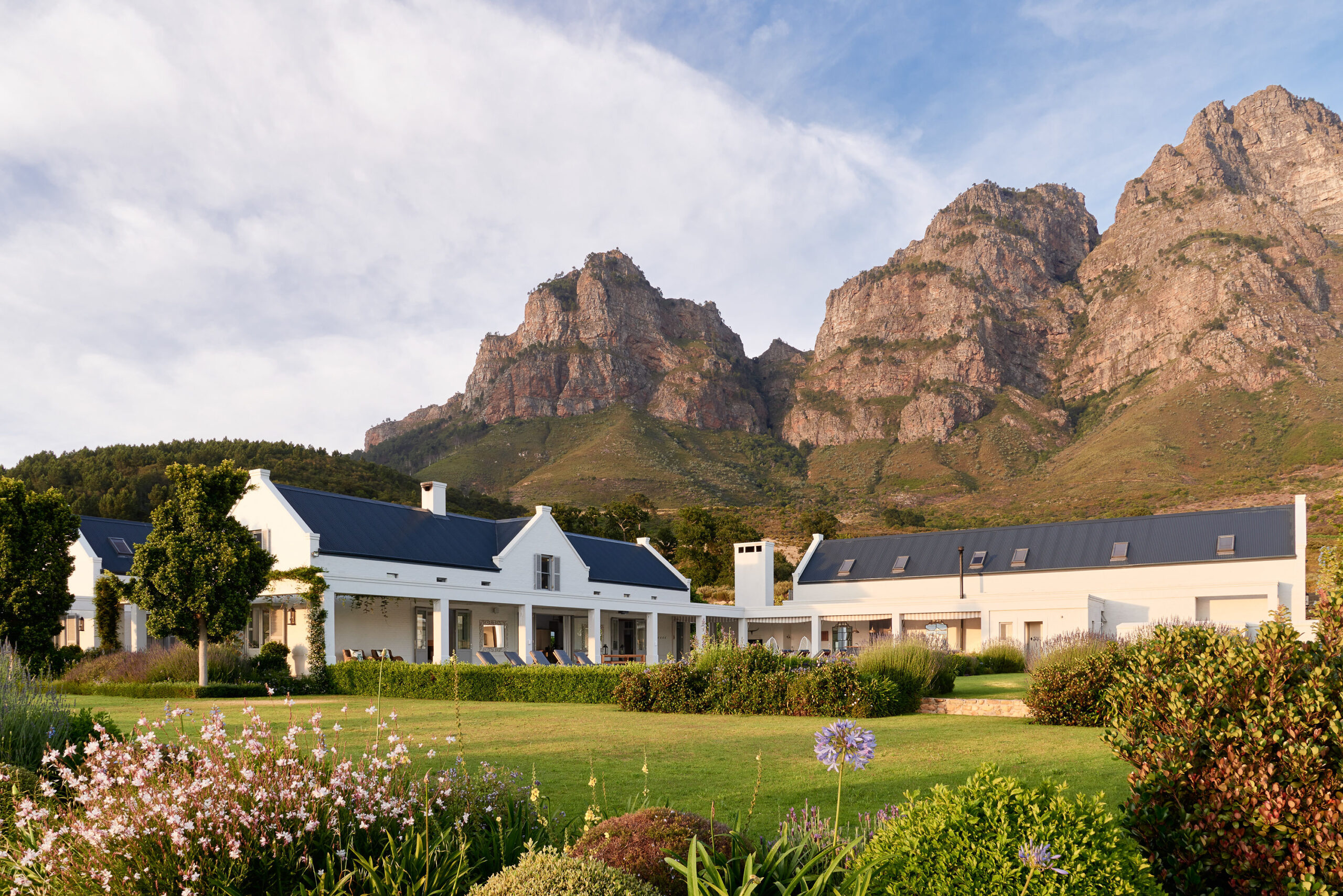 https://mdw-travel-data-us-east-1.s3.amazonaws.com/img/country/South-Africa/Boschendal-Wine-Estate/img_03.jpg