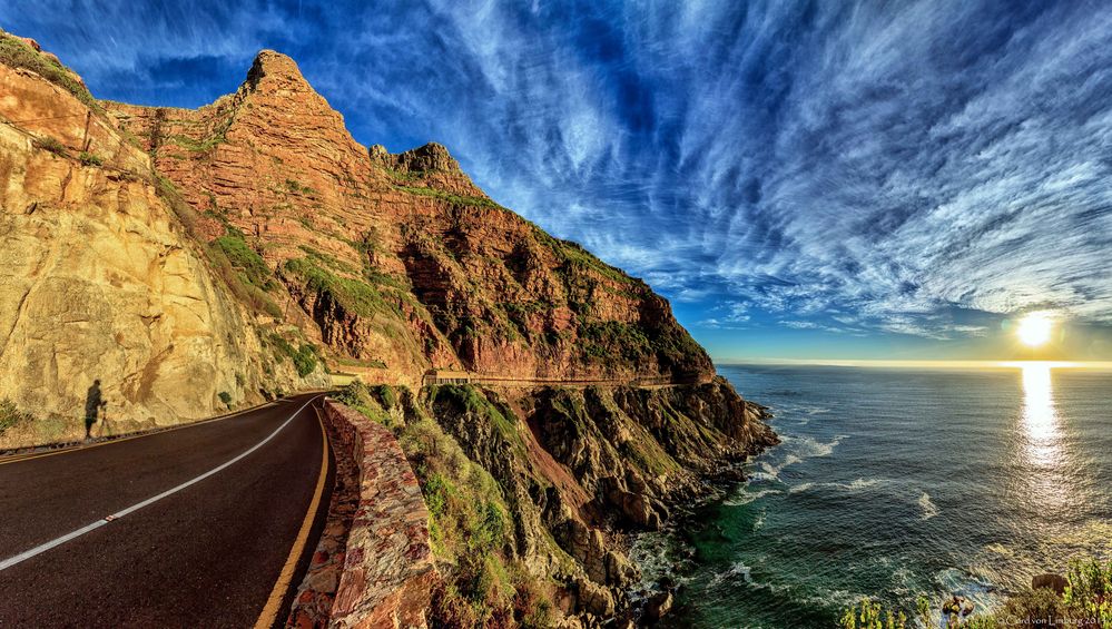 https://mdw-travel-data-us-east-1.s3.amazonaws.com/img/country/South-Africa/Chapmans-Peak-Drive/img_02.jpg