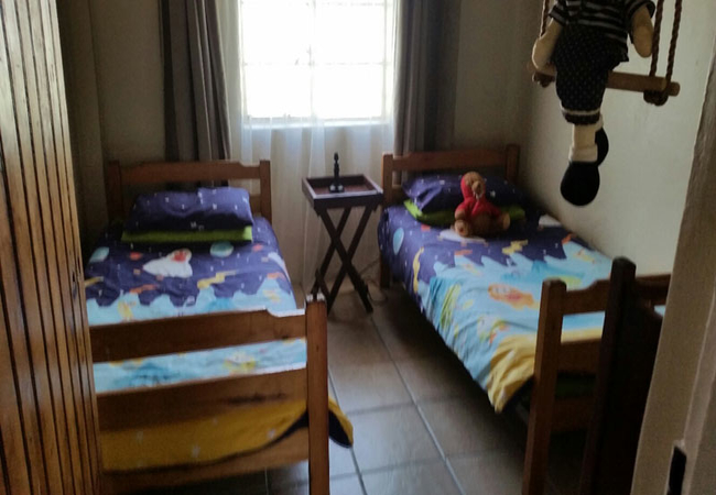 https://mdw-travel-data-us-east-1.s3.amazonaws.com/img/country/South-Africa/De-Kalk-Farm/img_02.jpg