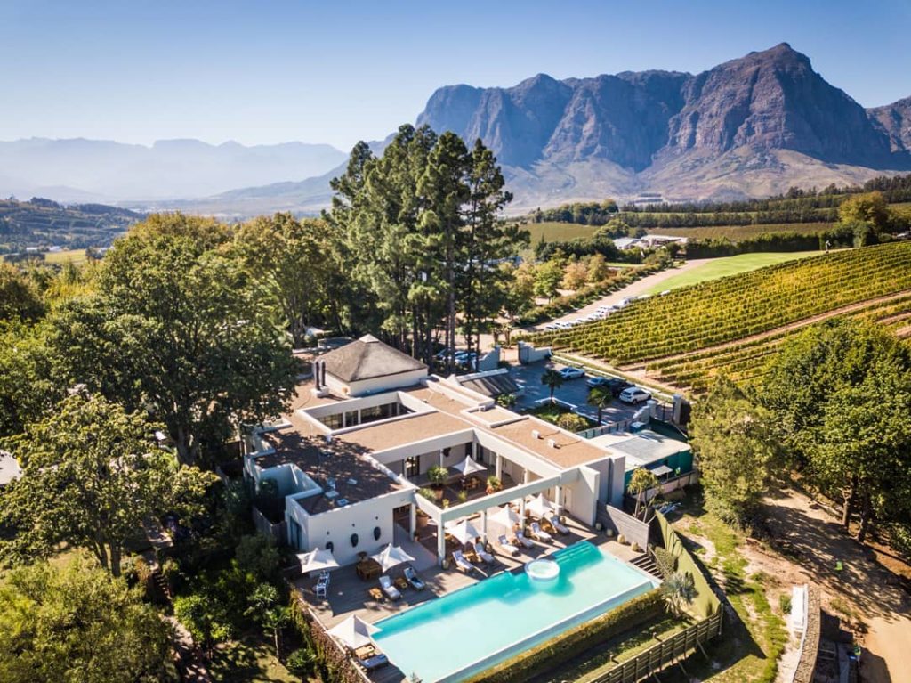 https://mdw-travel-data-us-east-1.s3.amazonaws.com/img/country/South-Africa/Delaire-Graff-Estate/img_01.jpg