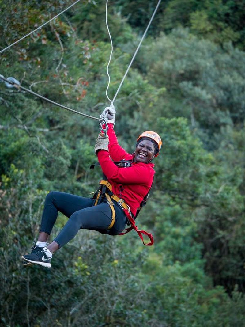 https://mdw-travel-data-us-east-1.s3.amazonaws.com/img/country/South-Africa/Drakensberg-Canopy-Tour/img_01.jpg